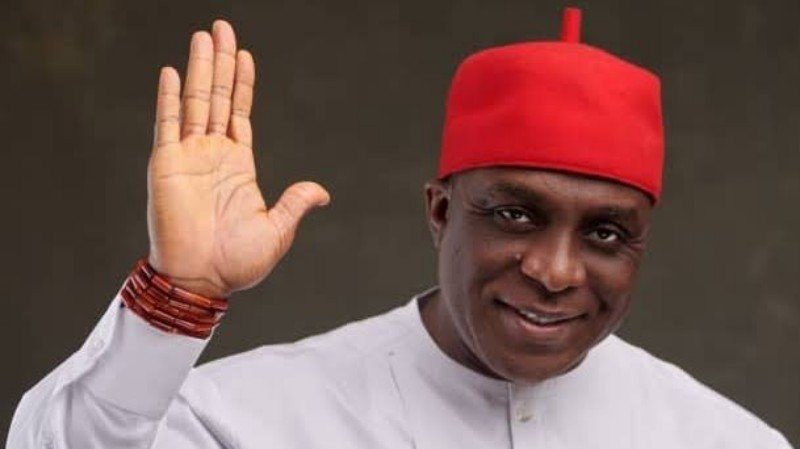 Dr Kalu sends hearty congratulations to Obiora Okoronkwo on honour of OON