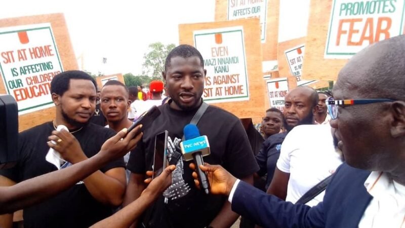 Enugu youths take to the streets to support Nnamdi Kanu in ending Sit-At-Home policy