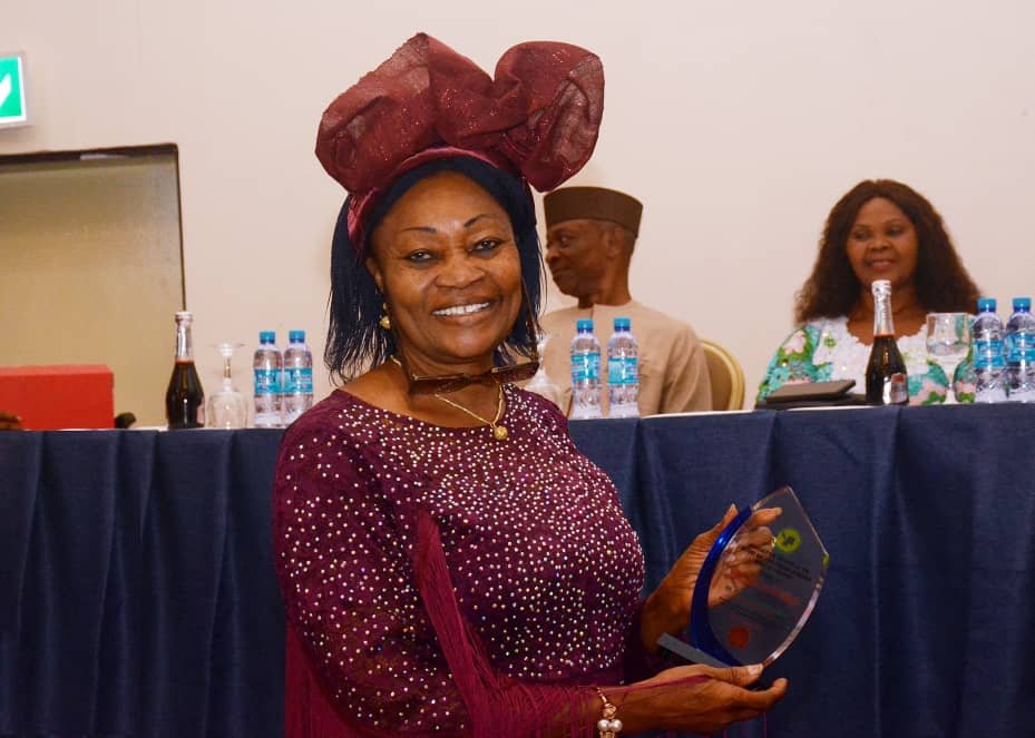 Dr. Elizabeth Records 12 Years Of No Death Incidence In Her Hospital, Receives Award  