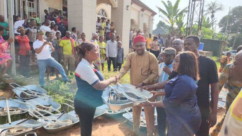 Ikwuano Mayor, Nwaka Launches Alex Otti’s Agricultural Empowerment in Amizi Oloko