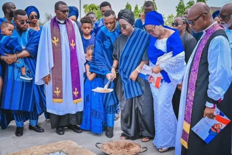 I’m alone now, subject to all kinds of mockery. Betty,&nbsp; wife of Akeredolu cries out.