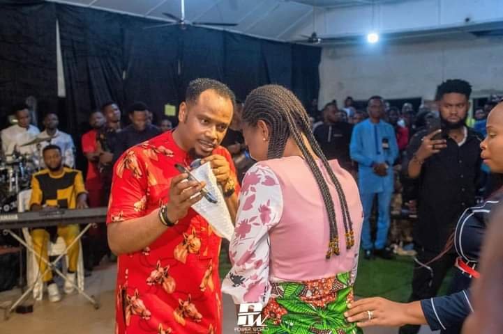 Nigeria Pastor Uche Ume Rescues Desperate EBSU Student From Financial Woes