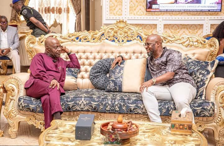 Chief Daniel Okeke Hosts His Excellency Dr. Alex Otti, Governor of Abia State, in Ubila Ututu