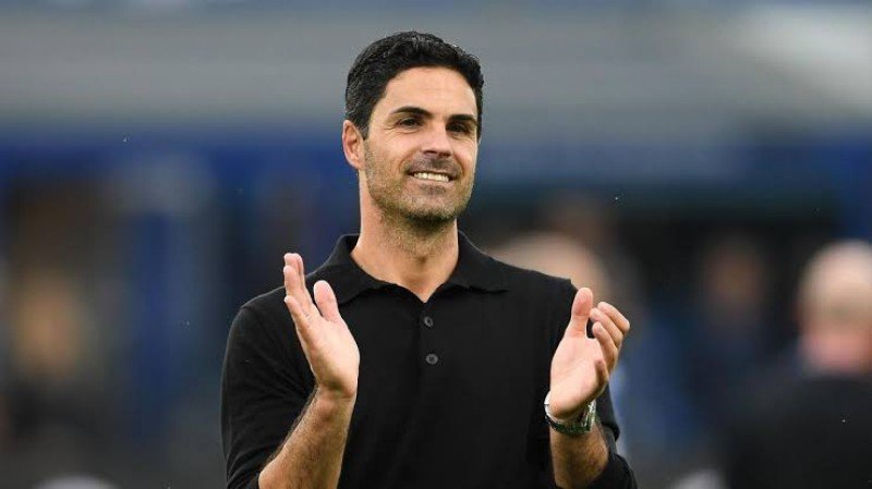 Mikel Arteta sends Man Utd warning after Arsenal’s record-breaking Champions League win