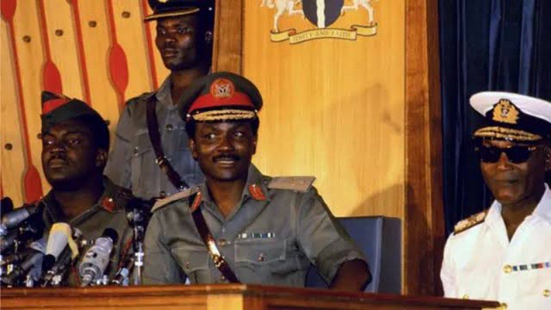 Ohanaeze Ndigbo Urges Gowon To Surrender To His Concience, Apologize For Biafra War