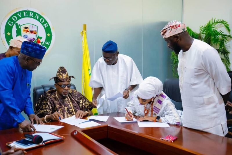 Federal Government and Ogun State Sign Landmark MOU for Renewed Hope Cultural and Creative Projects