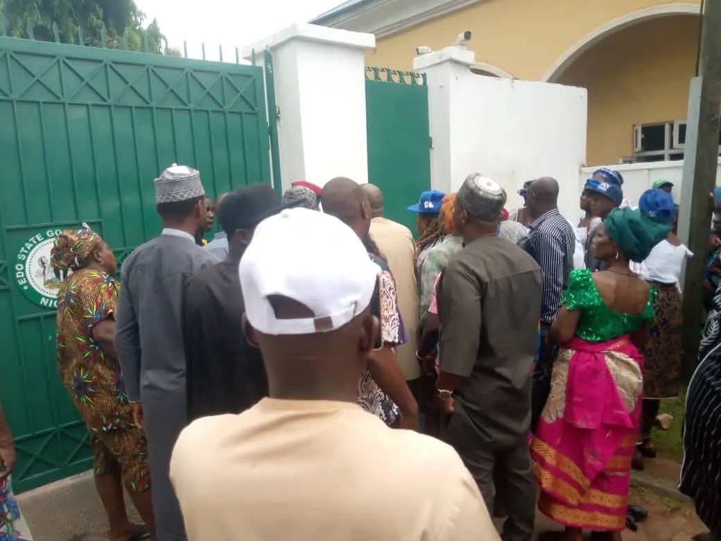 APC Supporters Barred from Edo Government House During Victory Celebration