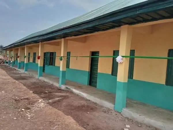 Traditional Ruler, Community Leaders Decry Plan to Demolish New Classroom Block in Abia