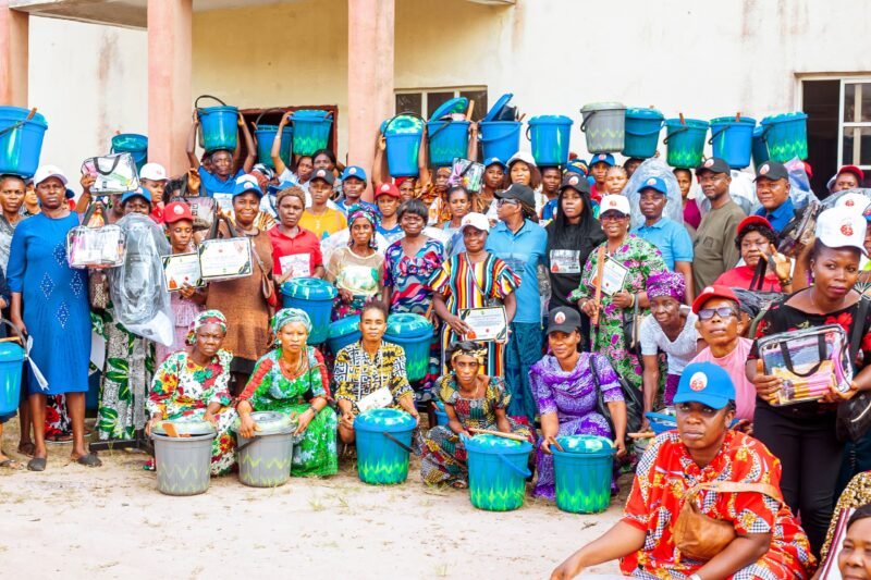Hon. Ibe Okwara Osonwa Empowers Over 200 Women And Widows In Arochukwu/Ohafia Federal Constituency
