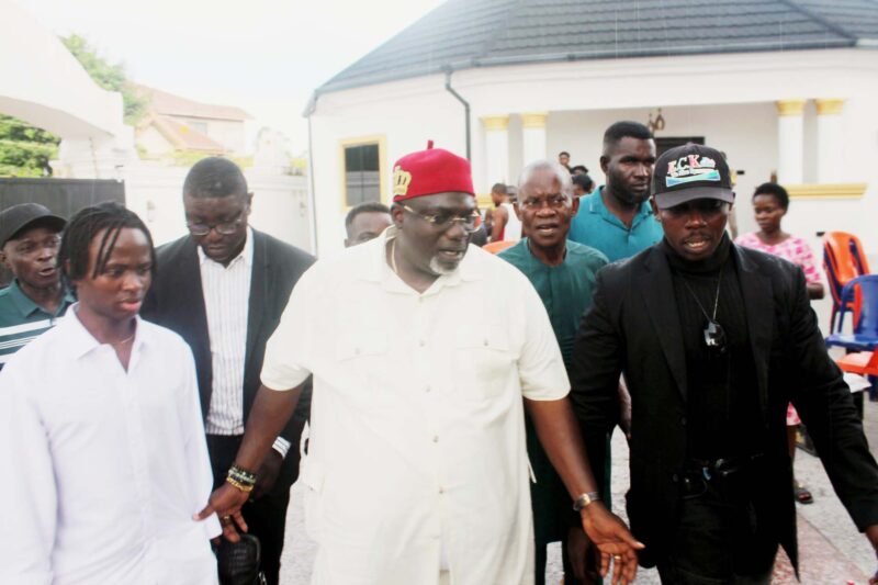 E. C. K President, (Man of the people) Rrecieves Warm Welcome In His Home Town Amaogwu Bende