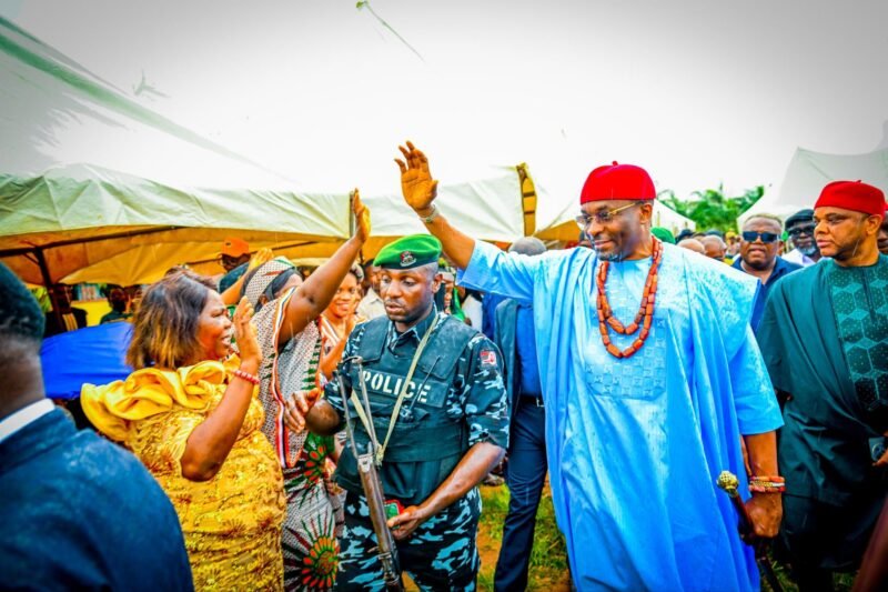 Governance In Abia: Benjamin Kalu Needs Tutorial More Than He Needs a Microphone – Ekeoma