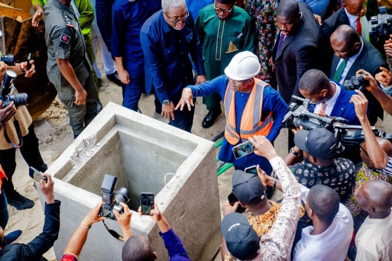 Gov. Otti Performs Ground Breaking Ceremony For Abia State Duct Infrastructure Proect To Provide Internet Connectivity.