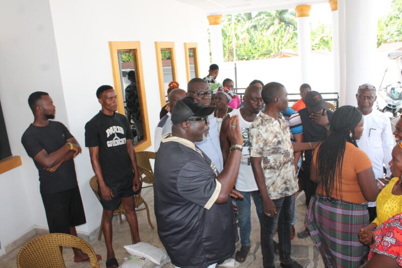 Chief Dr. Emeka Kalu Engages E.C.K Women in Bende, Pledges Sustainable Empowerment for Families