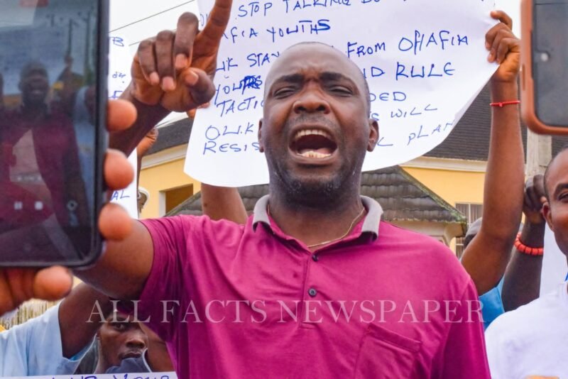 Ohafia Youths Declare Senator Orji Kalu Unwelcome, Cite 2023 IPOB Tag That Led To Disenfranchisement