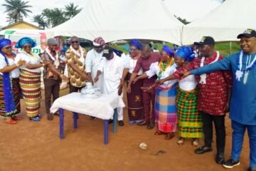 Karibe Ojigwe Joins Akoliufu/Amaokwe Elu Alayi Women At Annual General Meeting