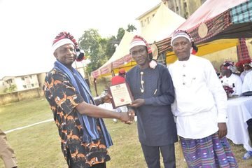 Akumba Age Grade Of Amaekpu Ohafia Honours Hon. Ibe Okwara Osonwa For Exemplary Service