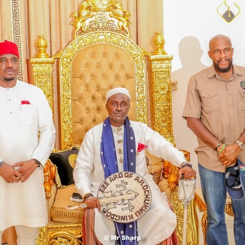 Hon. Ibe Okwara, Labour Party Presidential Candidate Receive Royal Blessings From Eze Aro Arochukwu, Abia State