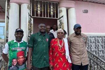 Eze Ogo Of Amuvi Blesses Hon. Ibe Okwara Osonwa, Rt. Hon. Uchenna Okoro Kalu Ahead Of 2027 Elections