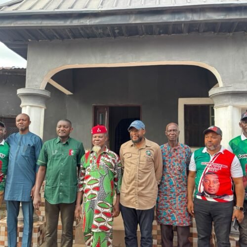 Eze-Ogo Of Ugwuavo Blesses Hon. Ibe Okwara Osonwa And Rt. Hon. Uchenna Okoro Kalu